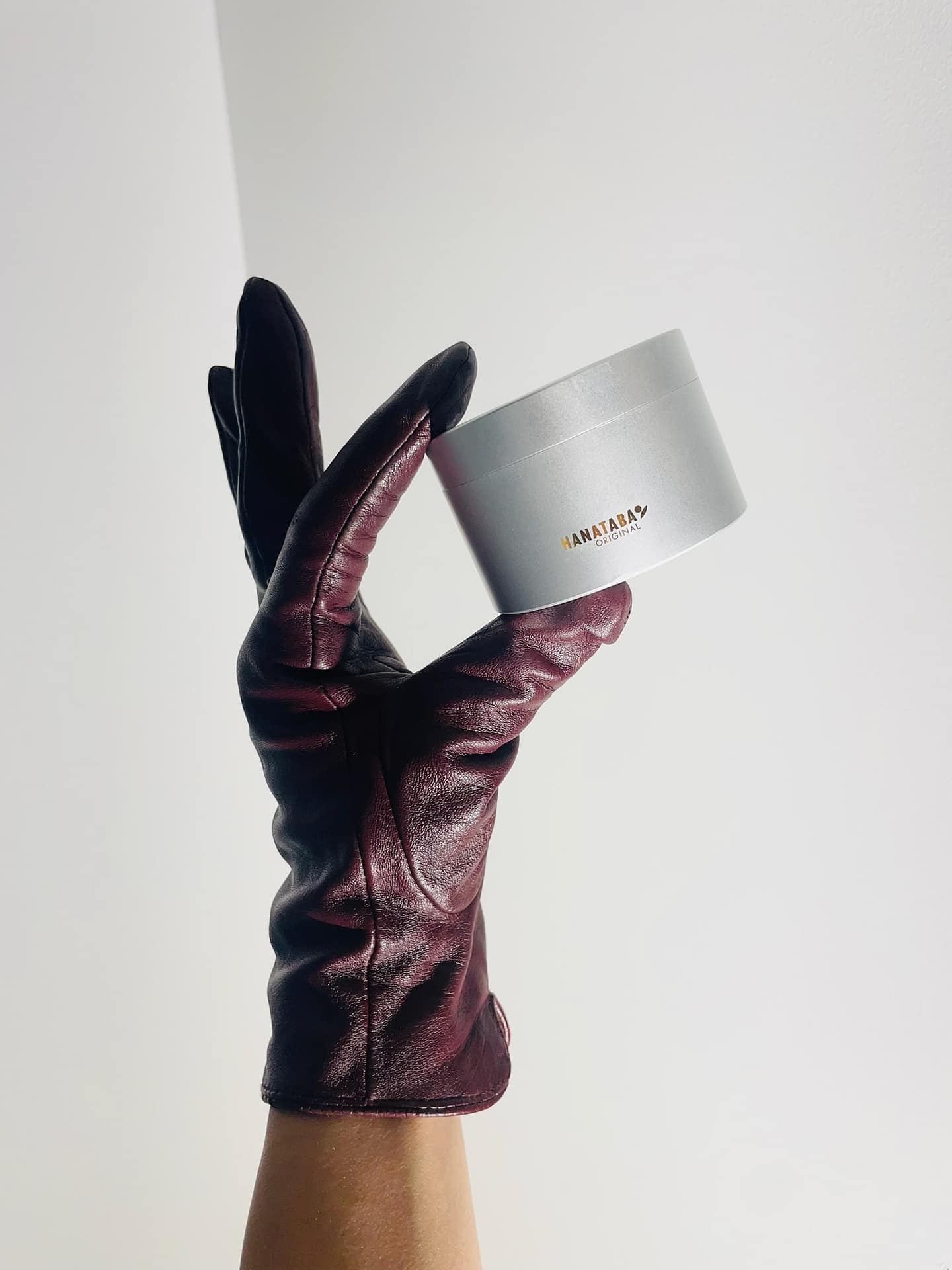 CDA5BC42-B908-4081-8A34-60F1B0B8A25A